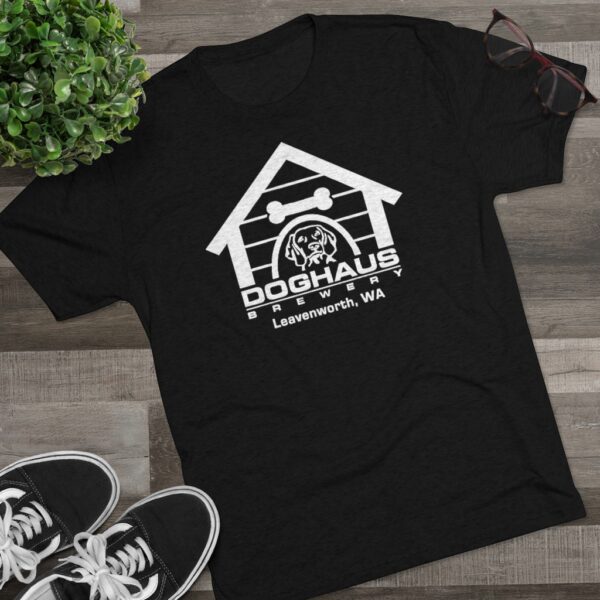 Doghaus Brewery Men's Tri-Blend T-Shirt - Image 5
