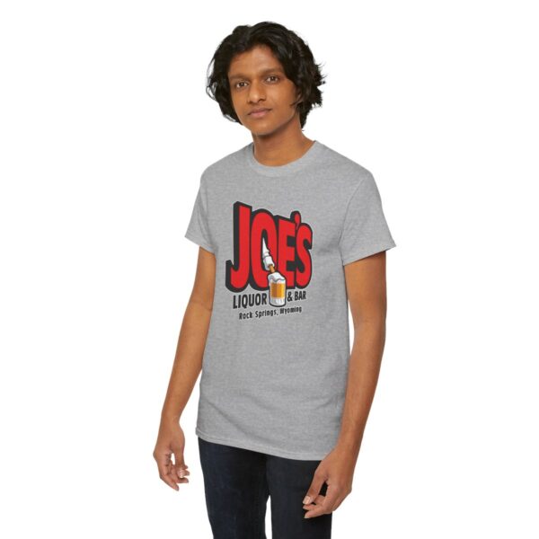 Joe's Liquor & Bar Men's Heavy Cotton T-shirt - Image 100