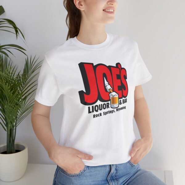 Joe's Liquor & Bar Modern Fit T-shirt - Image 21